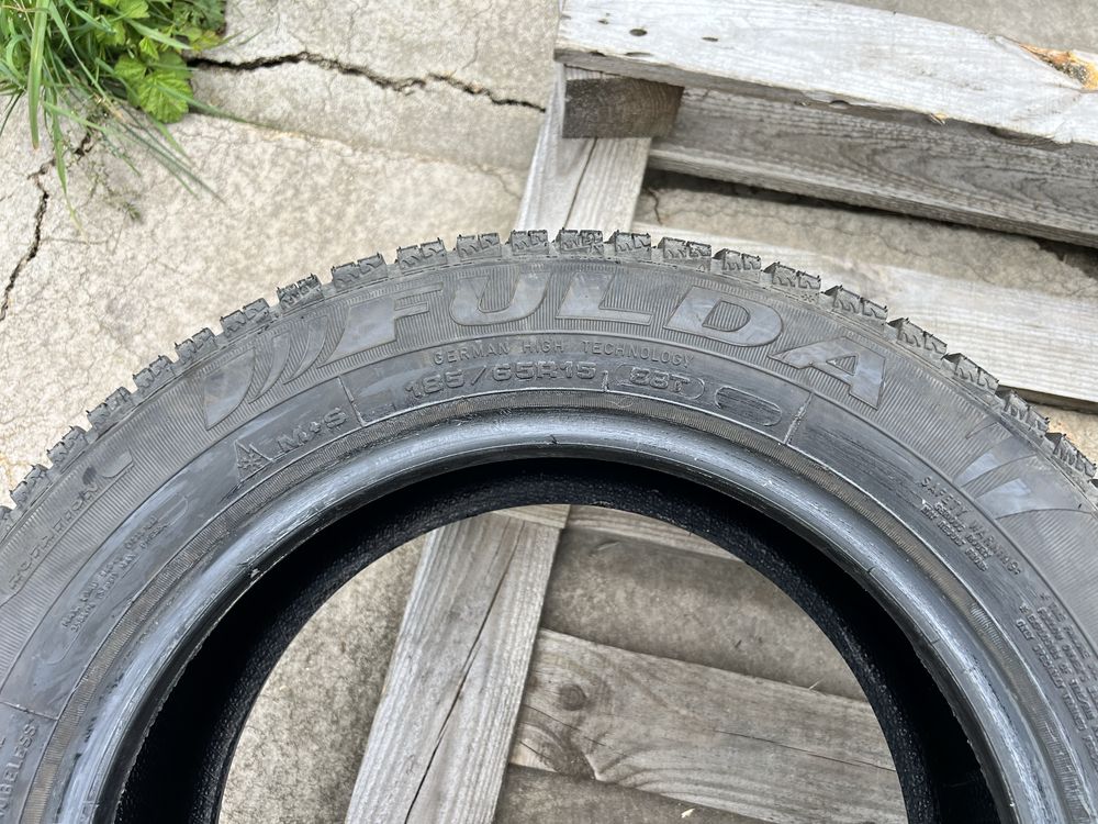 4xopona zimowa FULDA w rozmiarze 185/65 R15