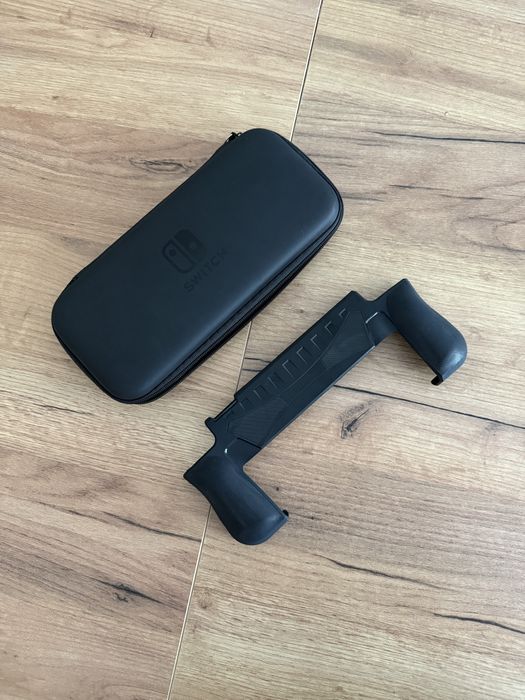 Etui i grip gumowy do switch oled