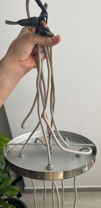 Candeeiro com cordas