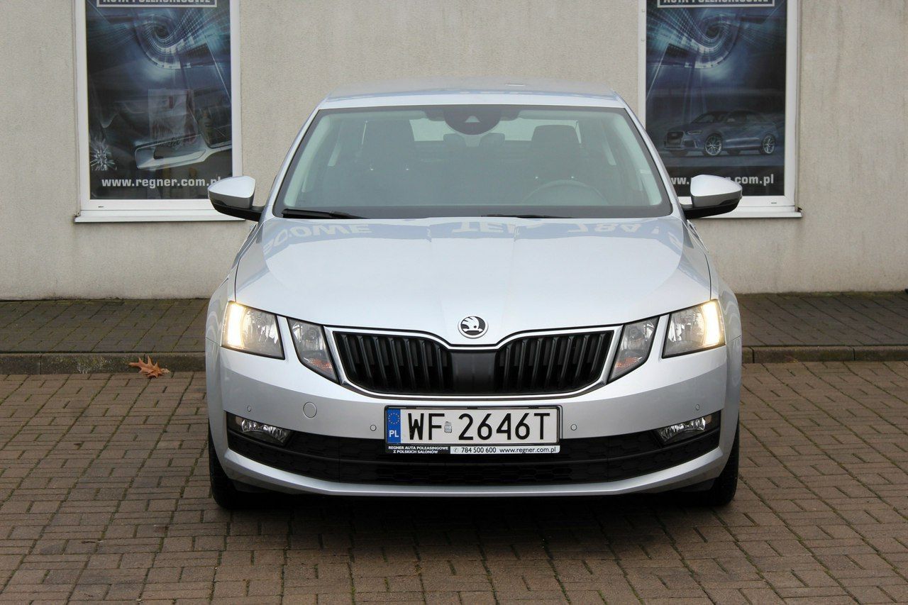 Skoda Octavia 115KM Gwarancja SalonPL FV23% Ambition 1WŁ SmartLink Tempomat