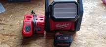 Lampa Milwaukee m18 Hoal aku 5ah