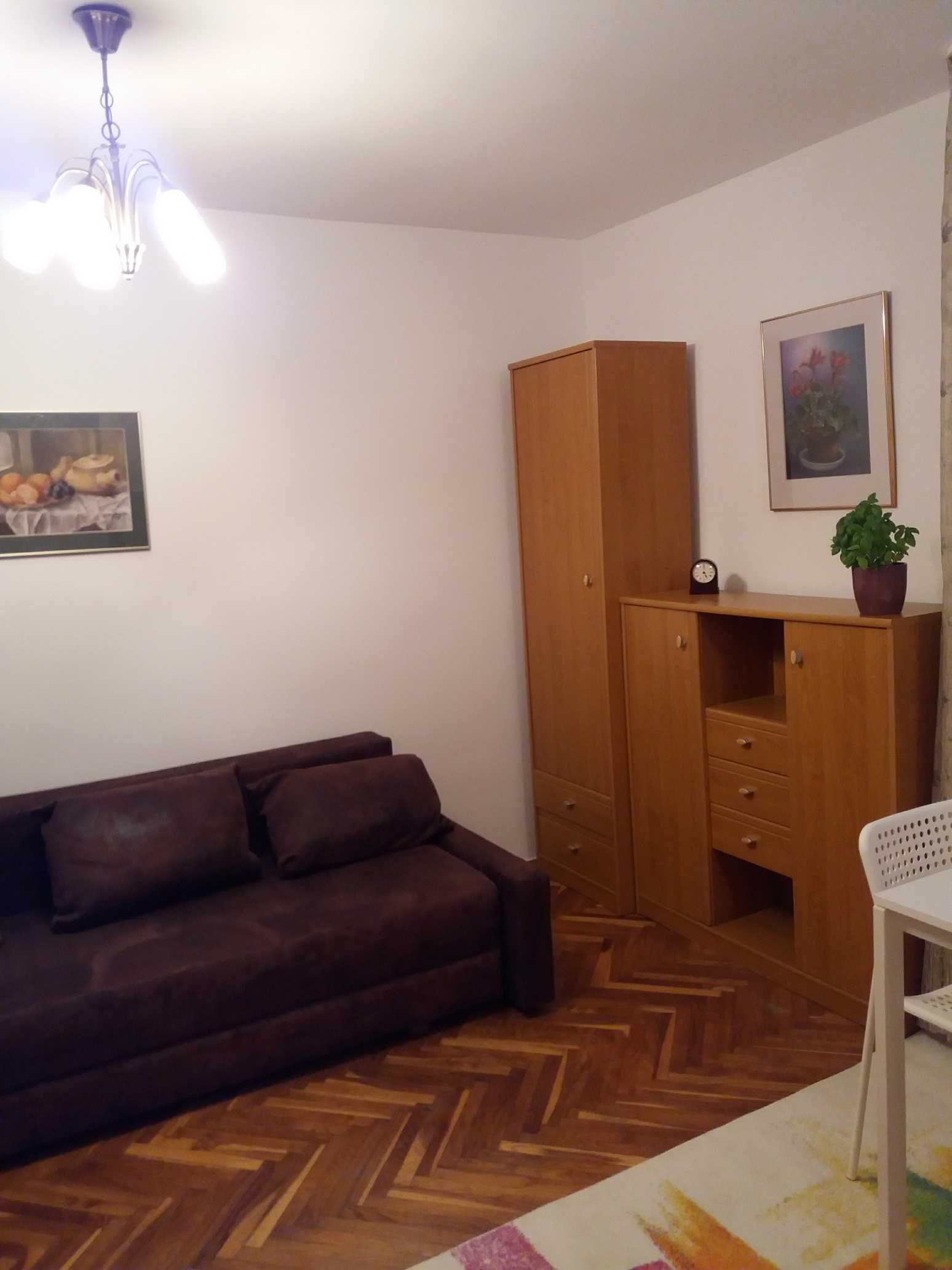 Kawalerka dla pary na HUTNICZEJ