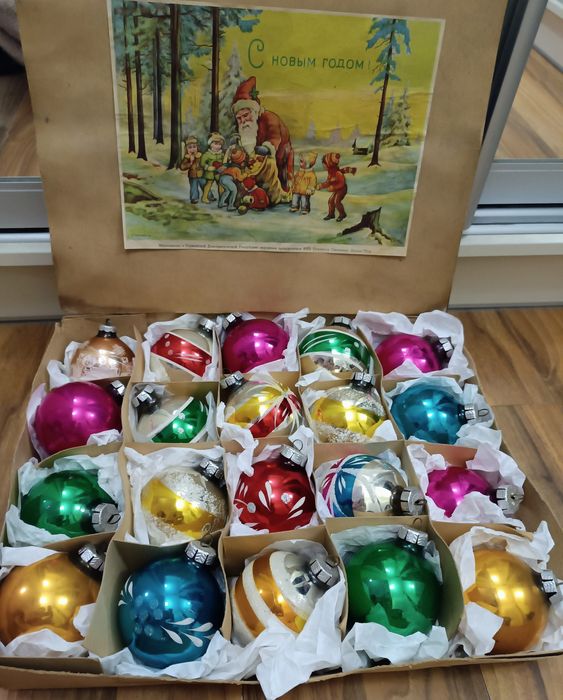 Новогодние ёлочные игрушки ГДР  периода СССР наборы шары