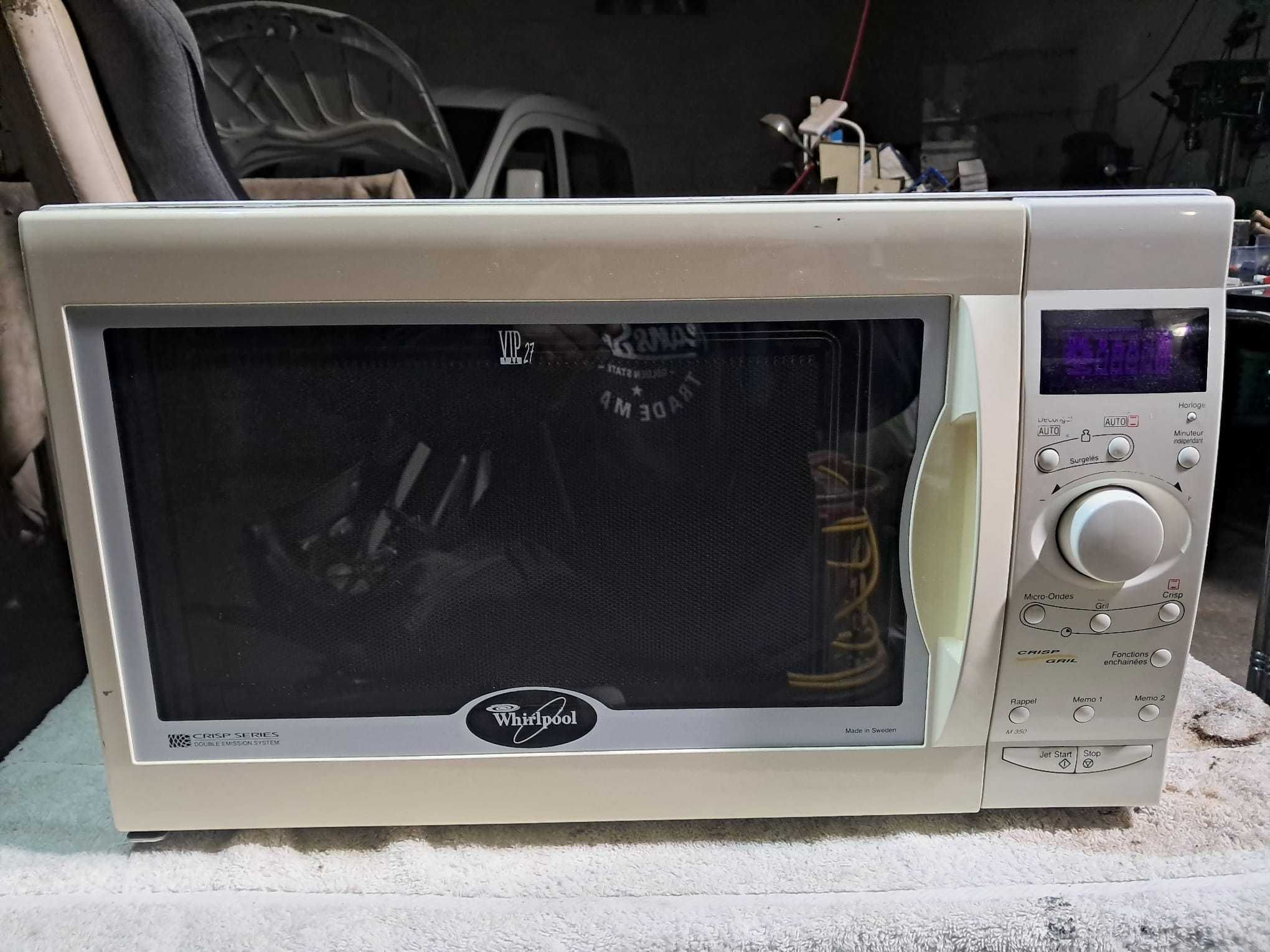 micro-ondas “Whirpool”