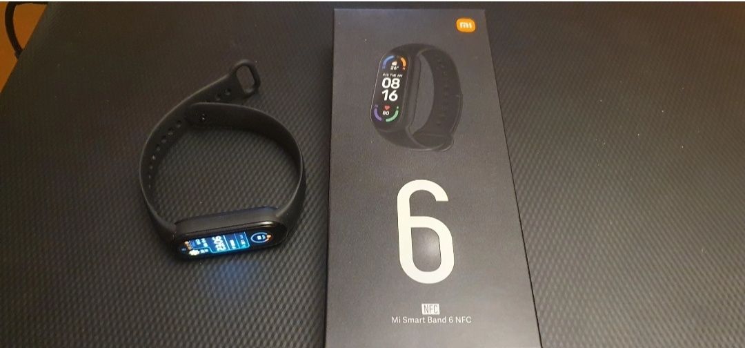 Фітнес-браслет Mi Smart Band 6 NFC