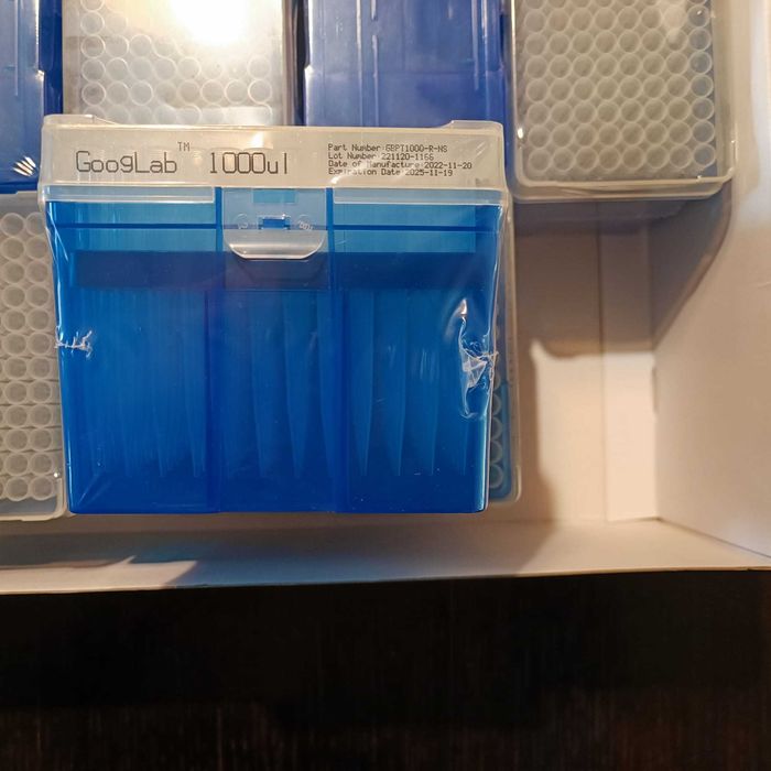 Końcówki sterylne do pipet 1000ul Googlab