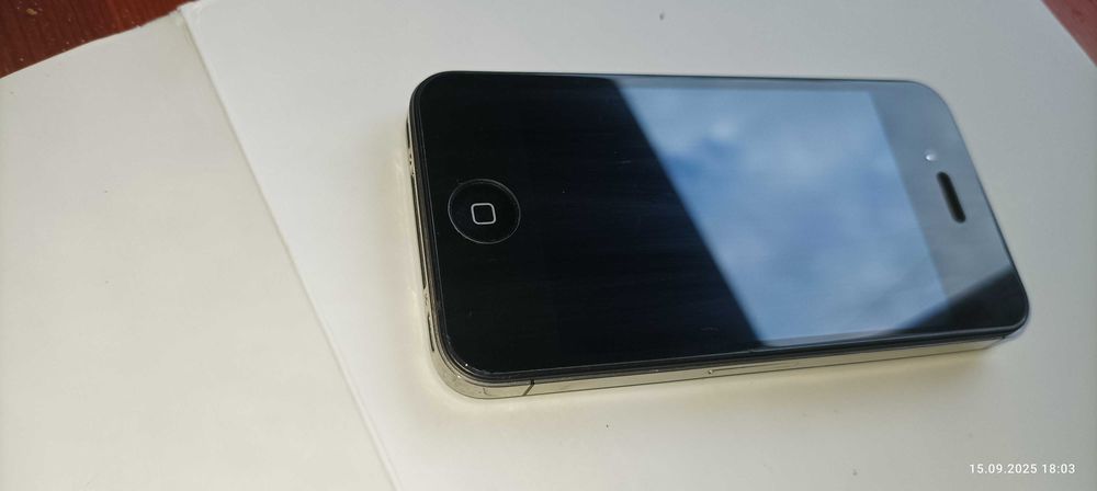 Telefon Apple iPhone 1  stan idealny