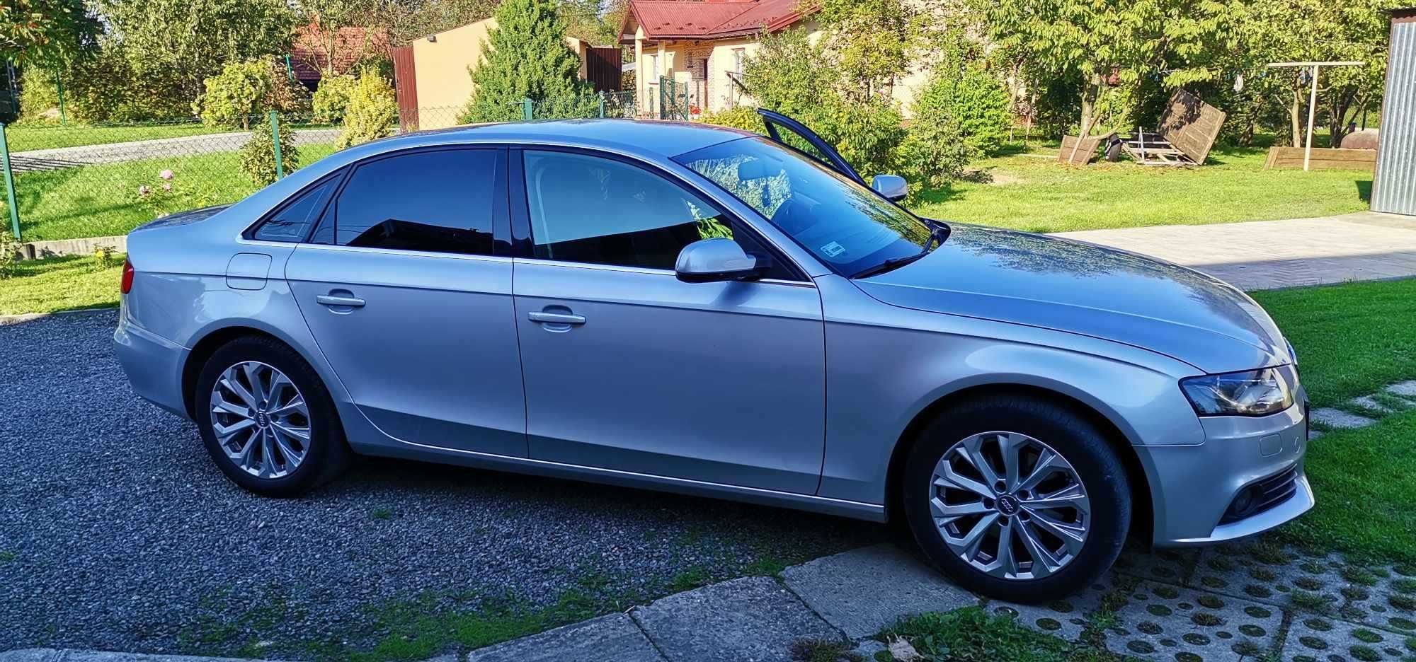 Audi a4b8 2.0tdi 2010r 205tyś km