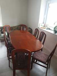 Stół drewniany plus 8 krzeseł