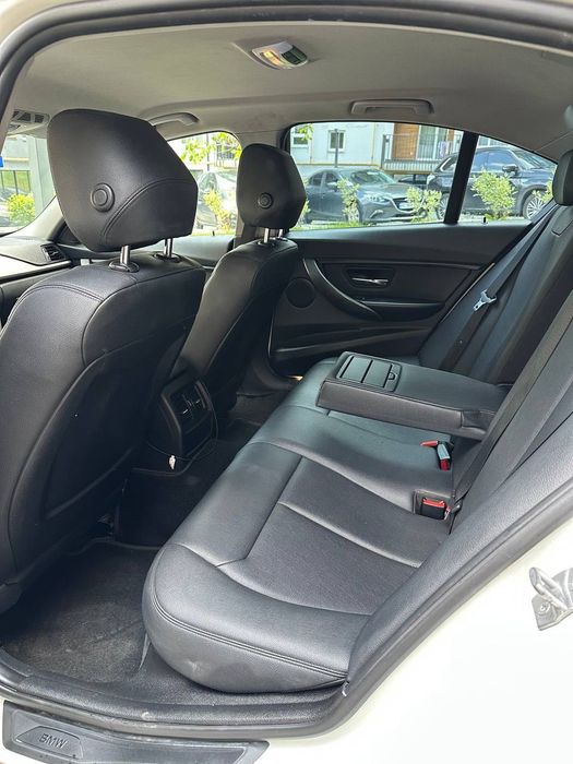 Продам BMW 320i f30