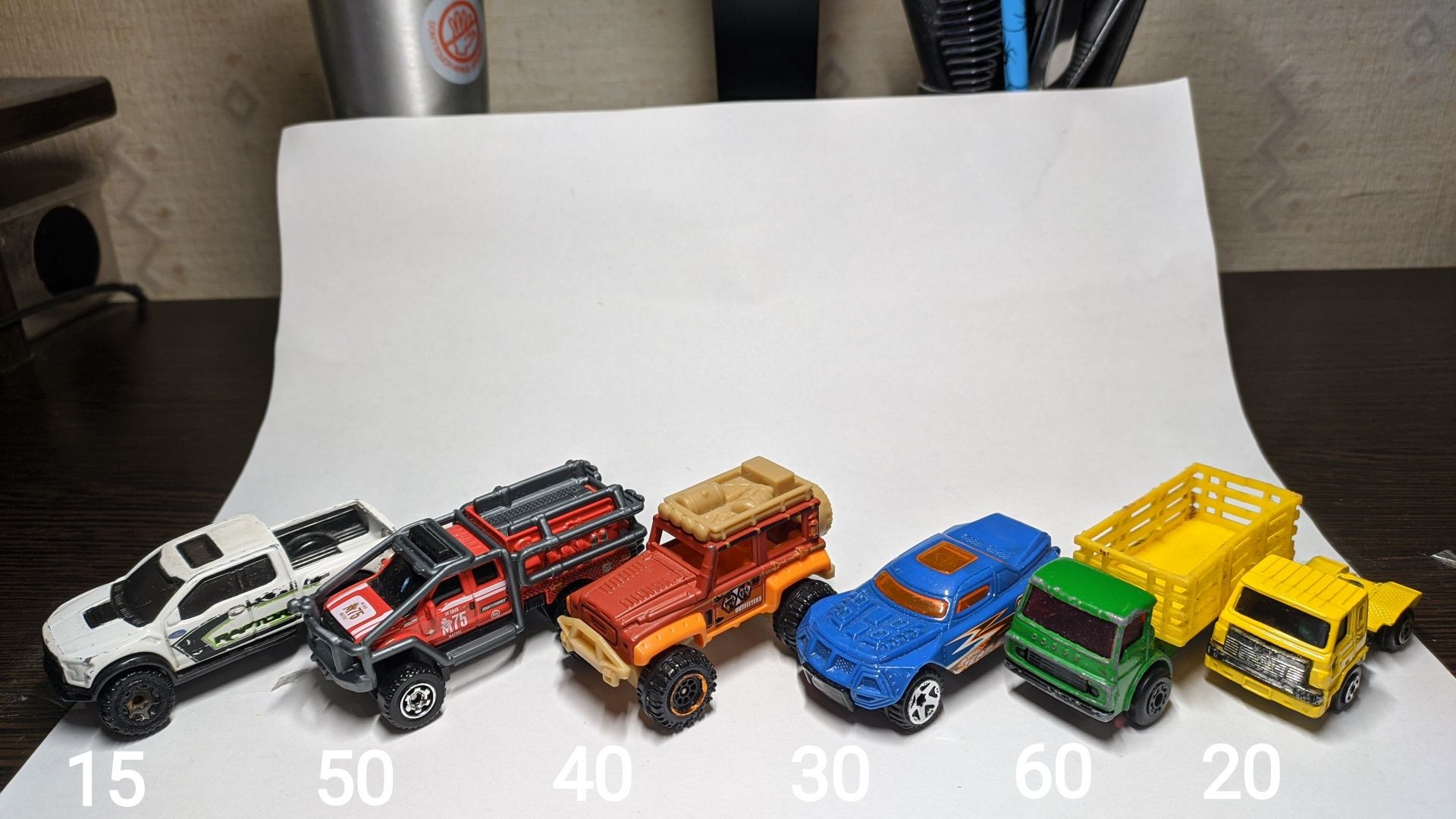 Машинки модели hot wheels matchbox maisto majorette siku