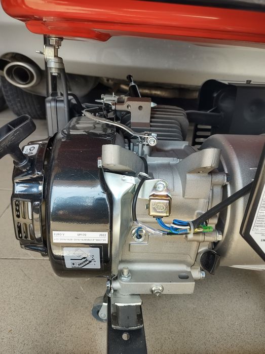 Agregat prądotwórczy Generator Hecht GG 3300