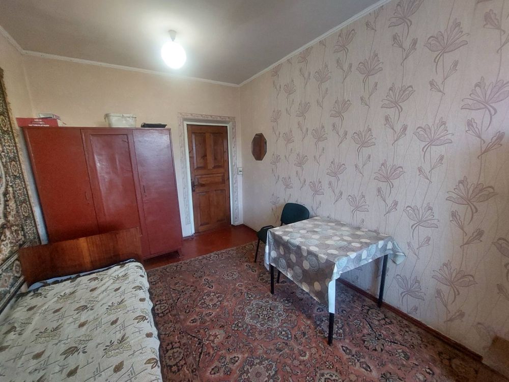 (5) Продам кімнату в гуртожитку на Барському шосе 6470
