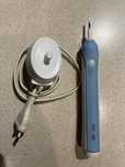 szczoteczka elektryczna oral-b z ladowarka