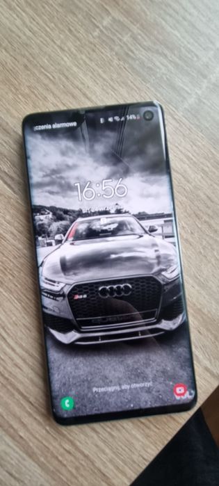 Telefon Samsung S10 ładowarka,etui.