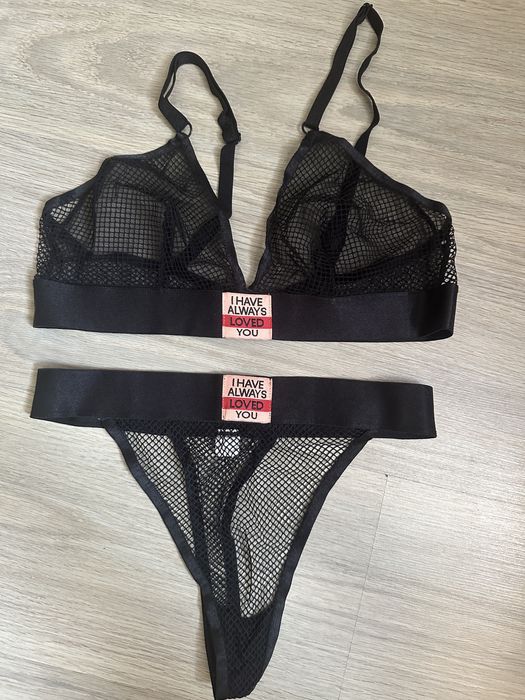 Эротическое белье-комплект.набор трусиков