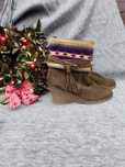 Buty zamszowe wiosenne z wzorem