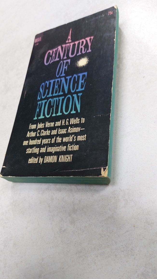 A century of science fiction. Praca zbiorowa. J. angielski