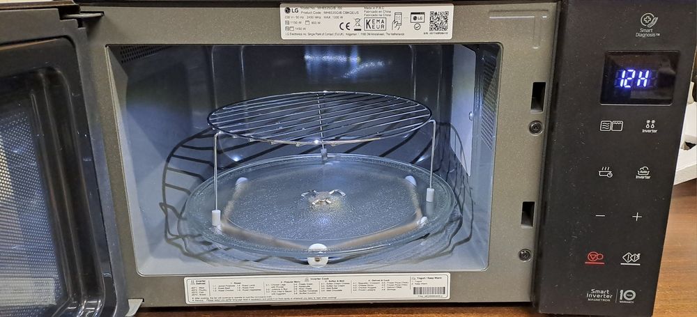 Kuchenka mikrofalowa inwerterowa LG NeoChef GRILL