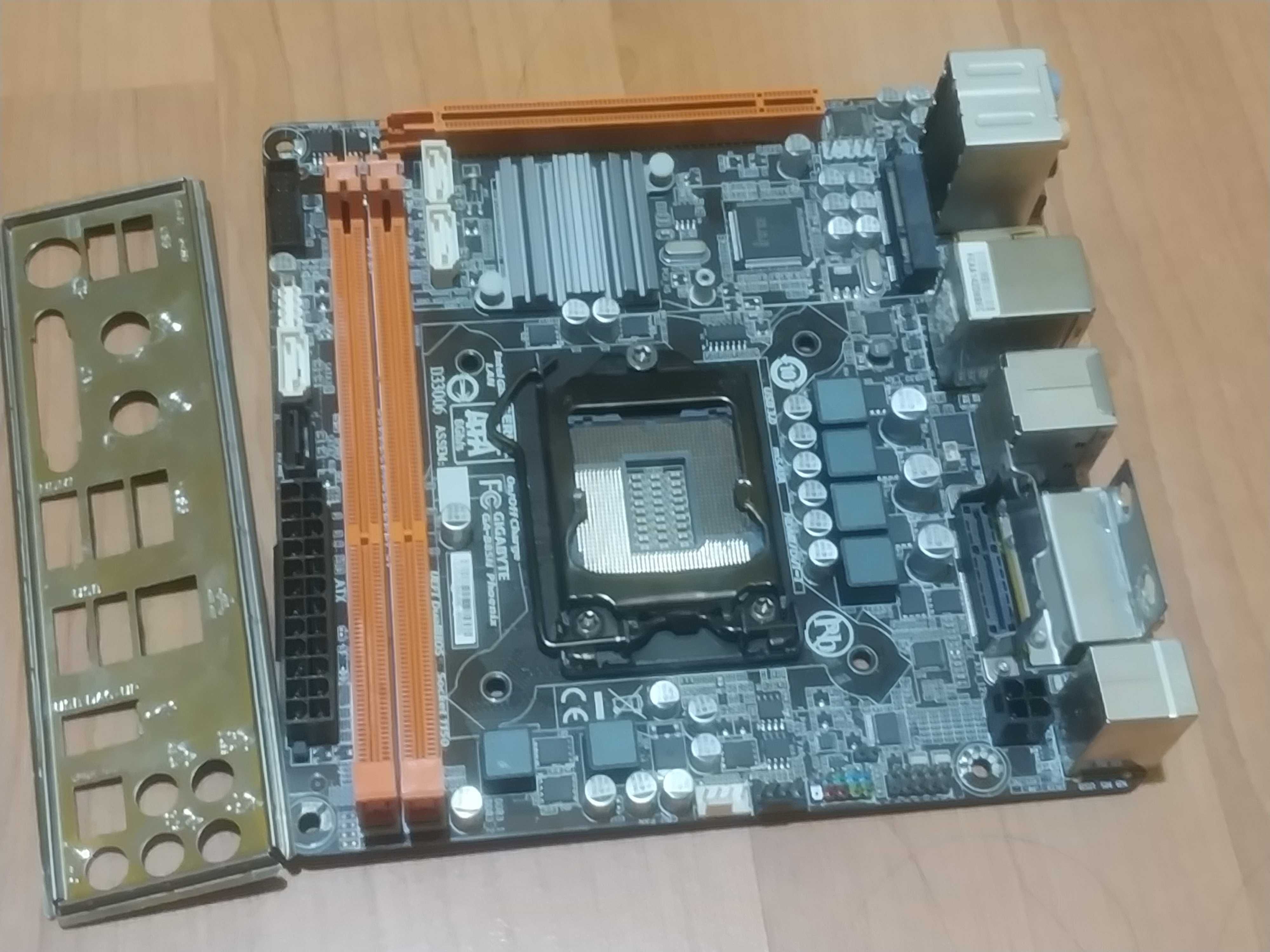 Материнская плата Gigabyte GA-B85N Phenix .hdmi.wifi .mini itx .1150