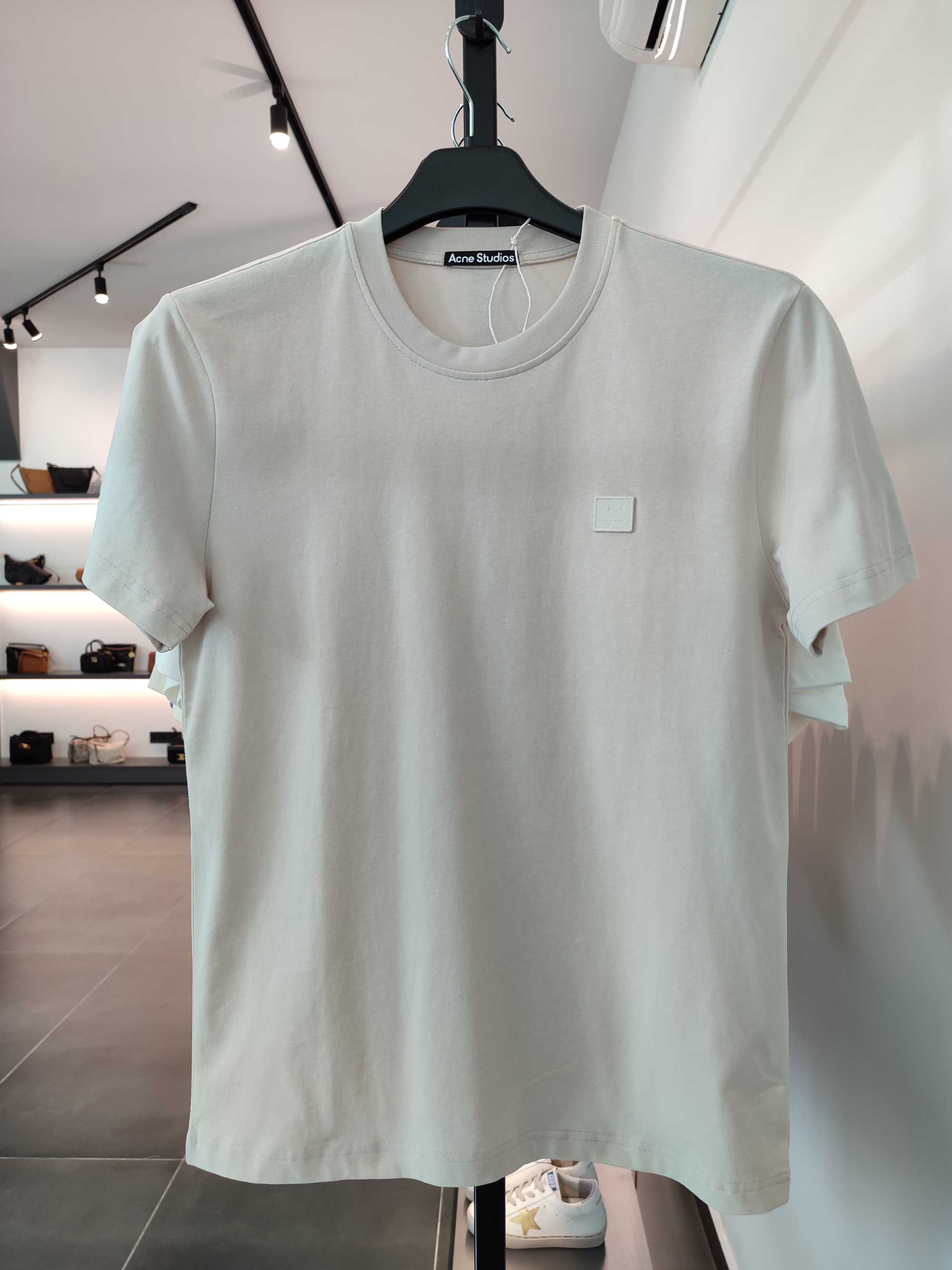 Футболка Acne Studios T-Shirt With Ellison Face Patch Beige
