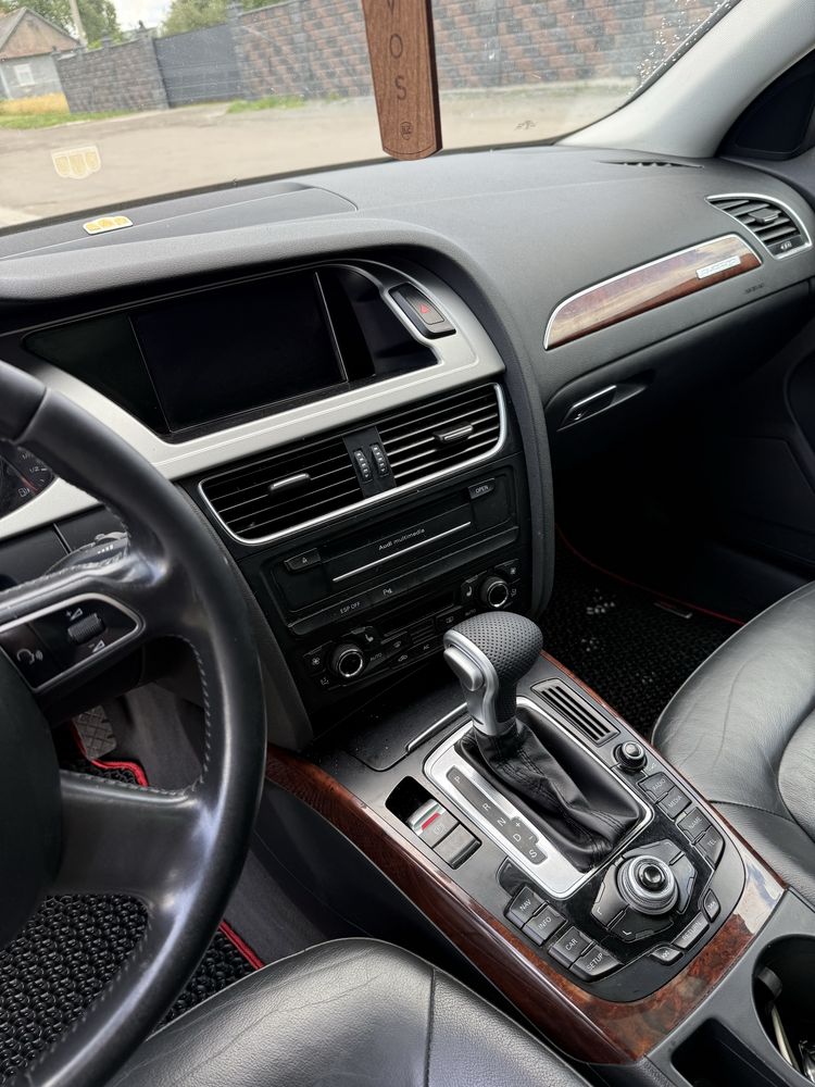 Audi A4B8 2010 2,7