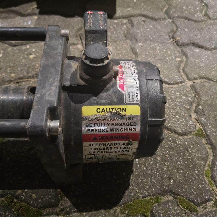 Wyciągarka 12v comeup come up gio100 , 10000lbs ( 4.5 t ) uszkodzona