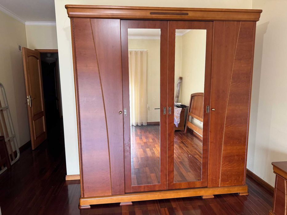 Quarto completo em cerejeira