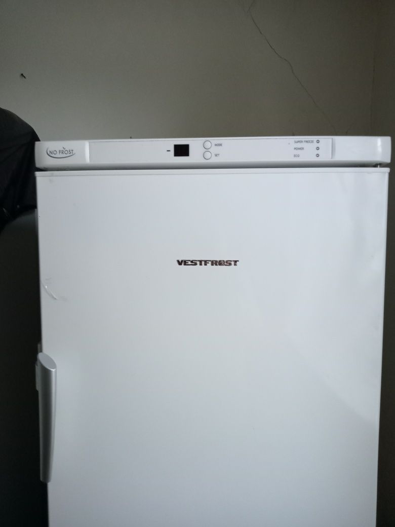 Морозильная камера Vesfrost