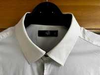 Camisa branca  - Homem - Tamanho M