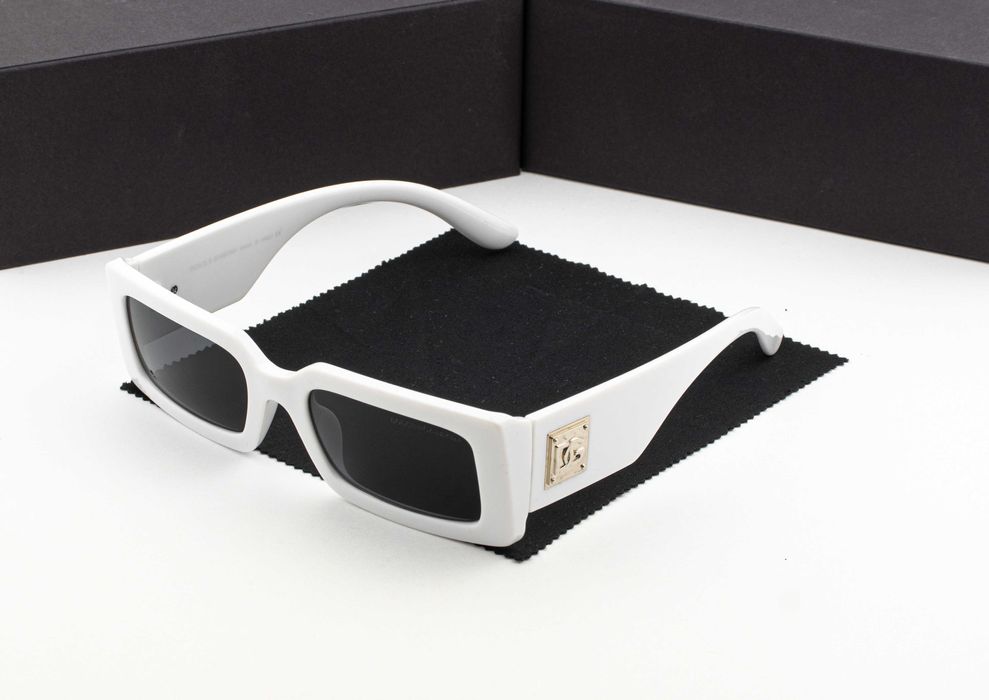 Женские солнцезащитные очки  Dolce & Gabbana