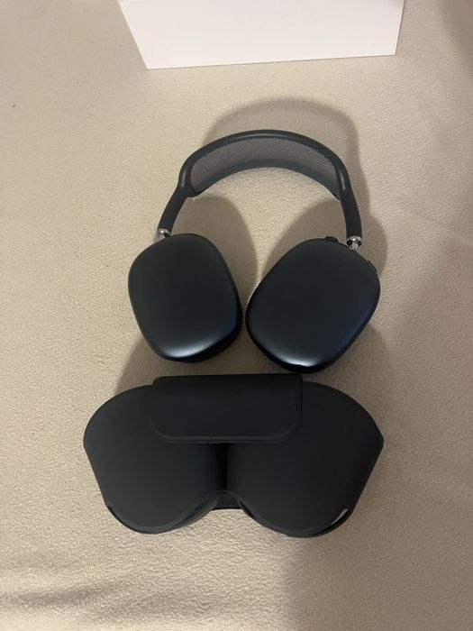 Apple airpods max
