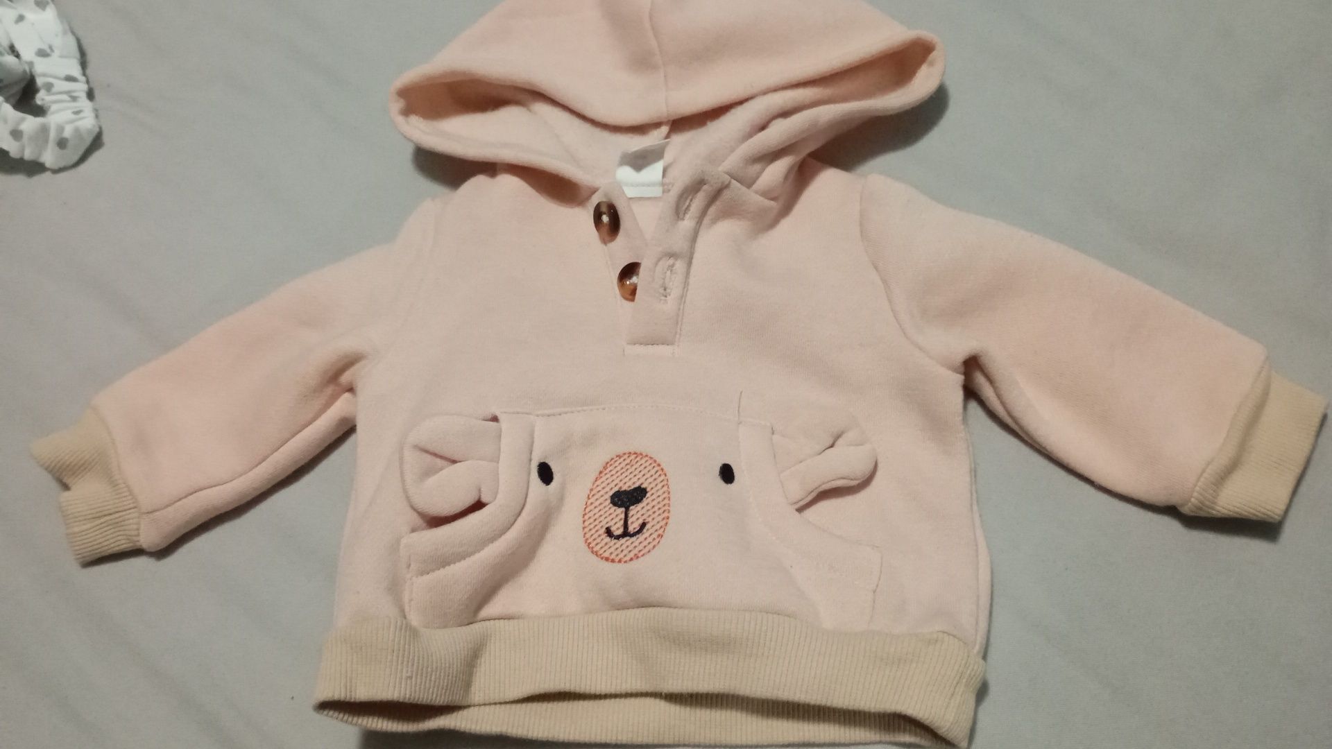 Roupa de bebé, faço entregas pelo CTT