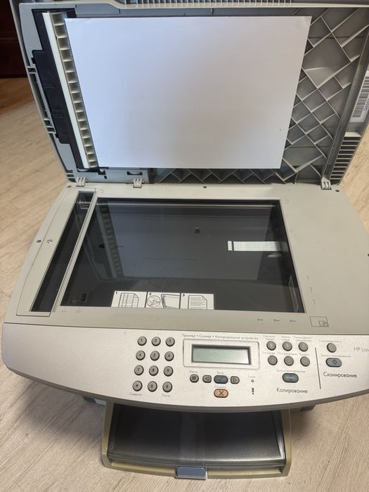 Принтер МФУ HP Laser Jet 3052