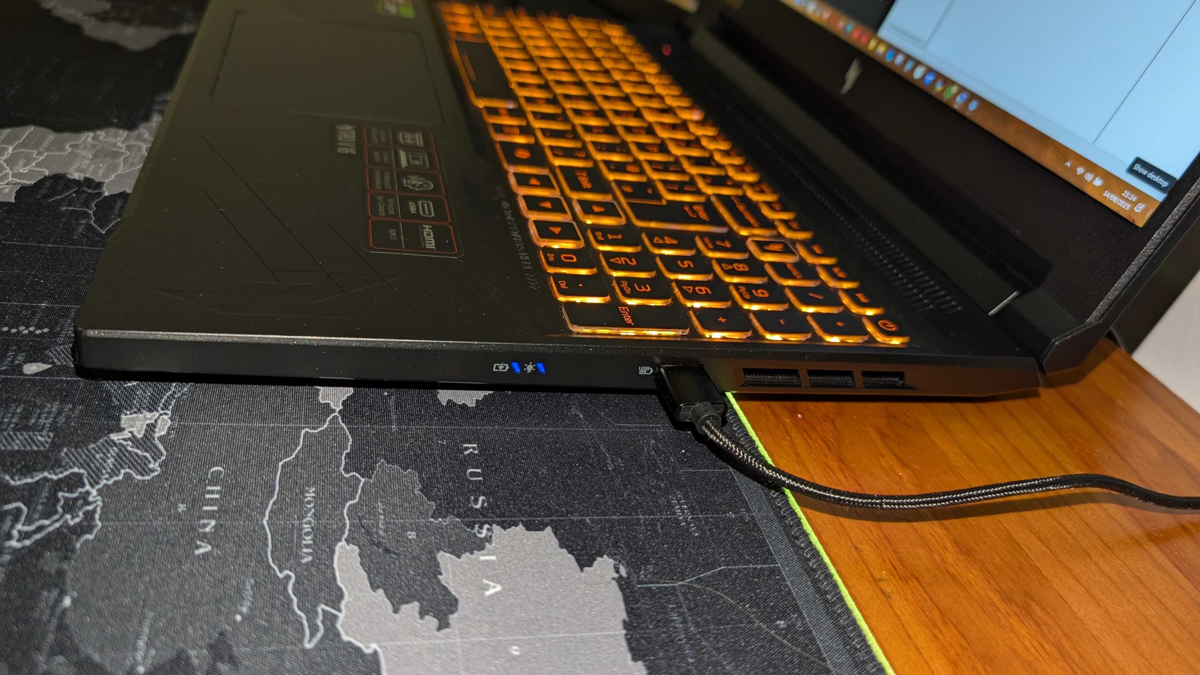 Portátil Gaming NITRO - AMD Ryzen 7 / RTX 4060 /32GB RAM / 1TB SSD