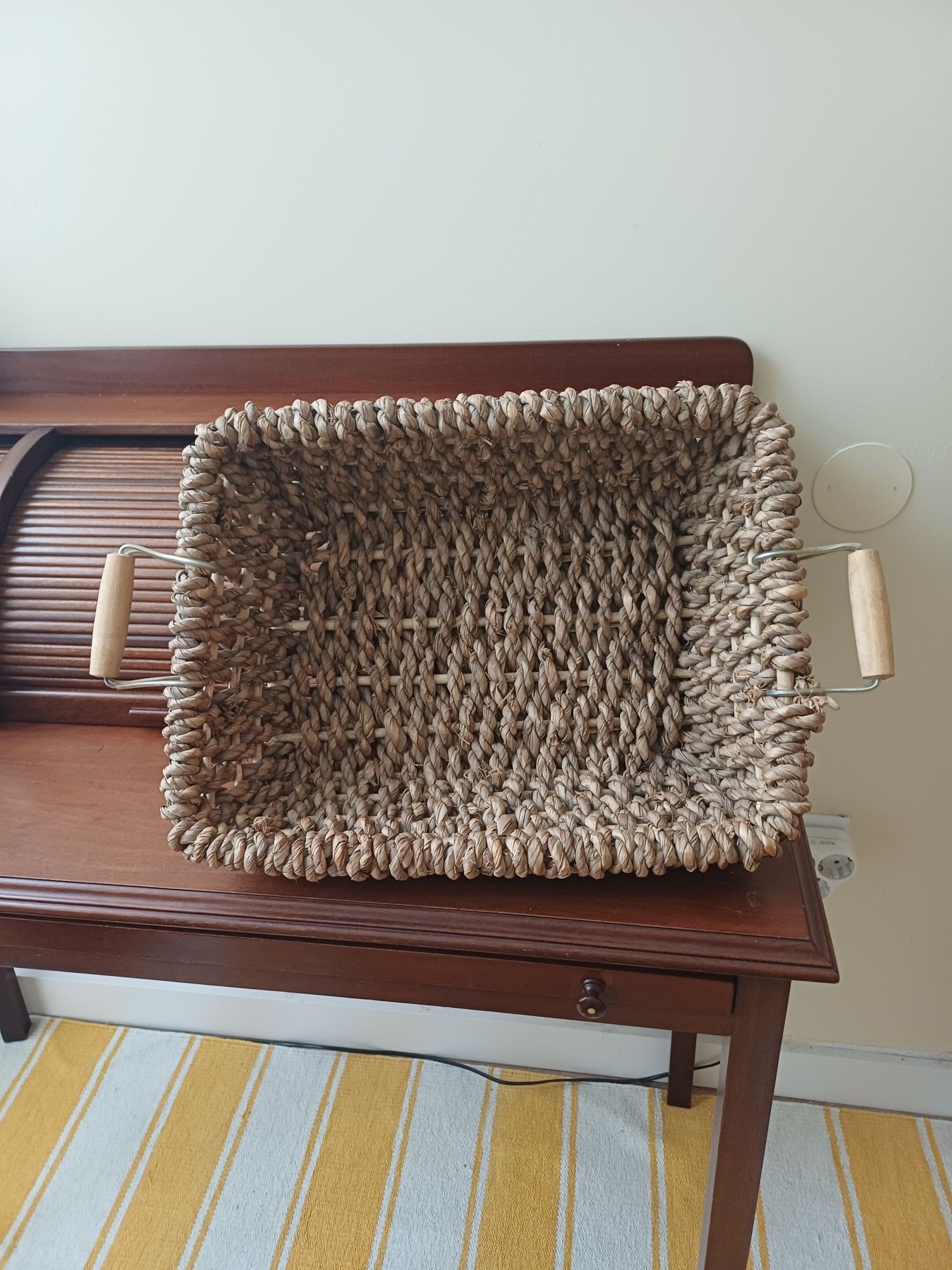 Cesta de palha retangular