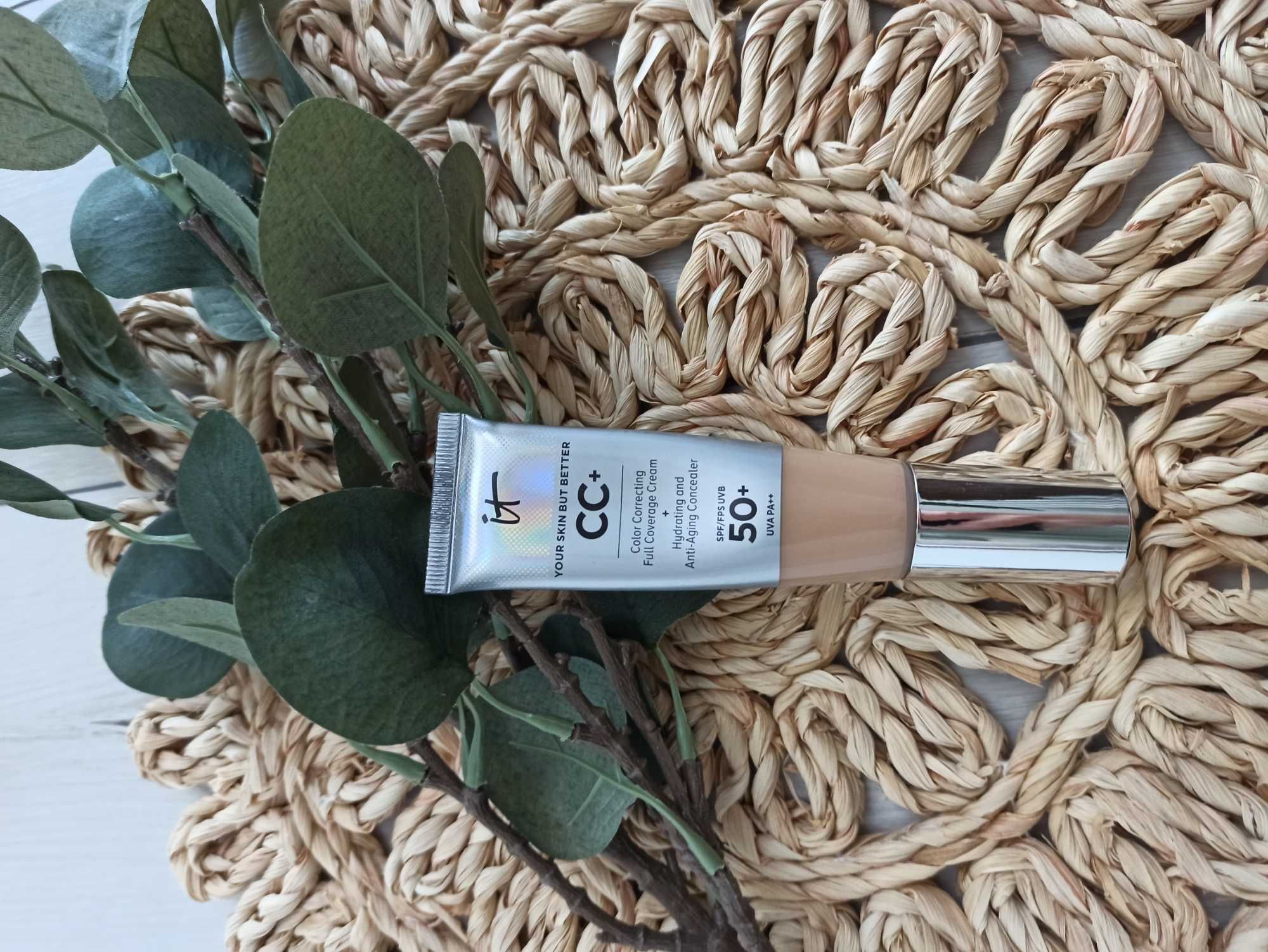 IT Cosmetics your skin but better CC+ SPF 50+ Light