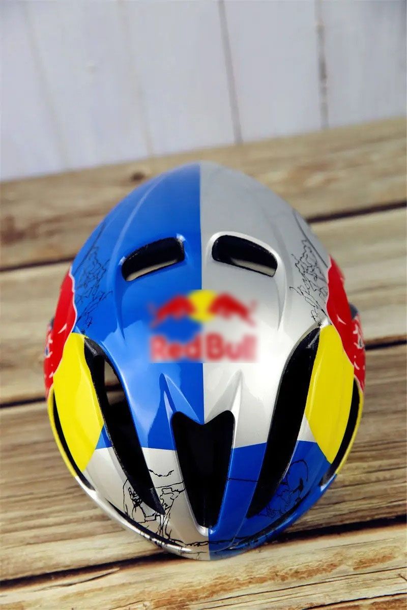 Kask rowerowy Red Bull rozmiar L 57-61cm nowy