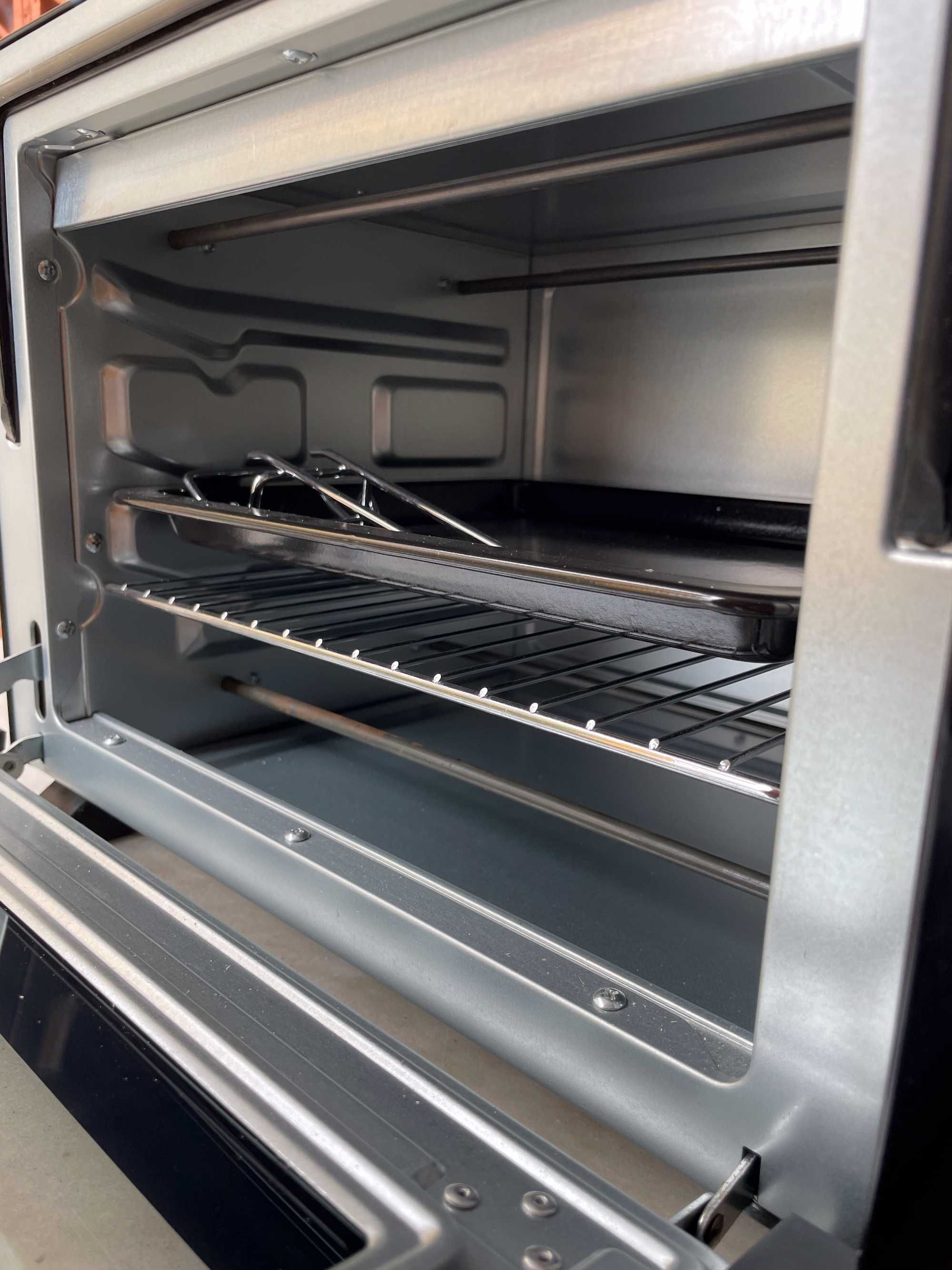Mini-forno BECKEN BMO4136 (Capacidade: 20 L - 1380 W)