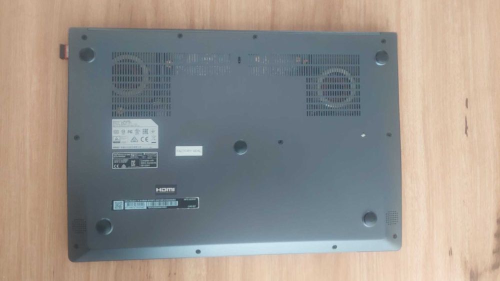 Portátil MSI Modern 14 [i7-10510U, 16GB DDR4, 1TB, GeForce MX330/2GB]