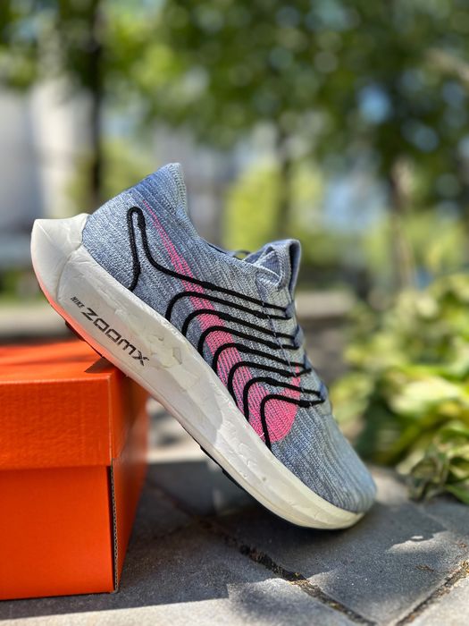 Оригінальні бігові кросівки Nike Pegasus Turbo Next Nature  DM3413 400