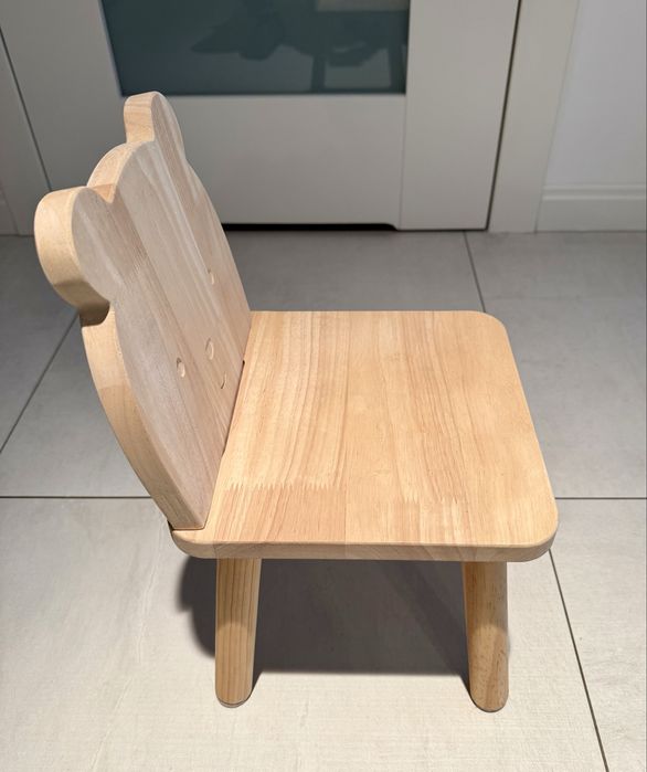 Drewniany stół i krzesło z niedźwiedziem -ZARA