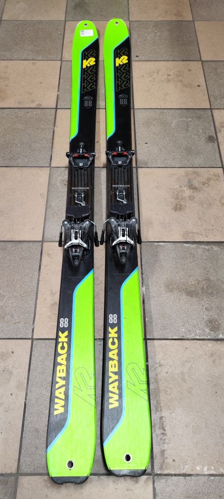 Narty K2 Wayback 88 z Marker Mwerks Carbon i foki