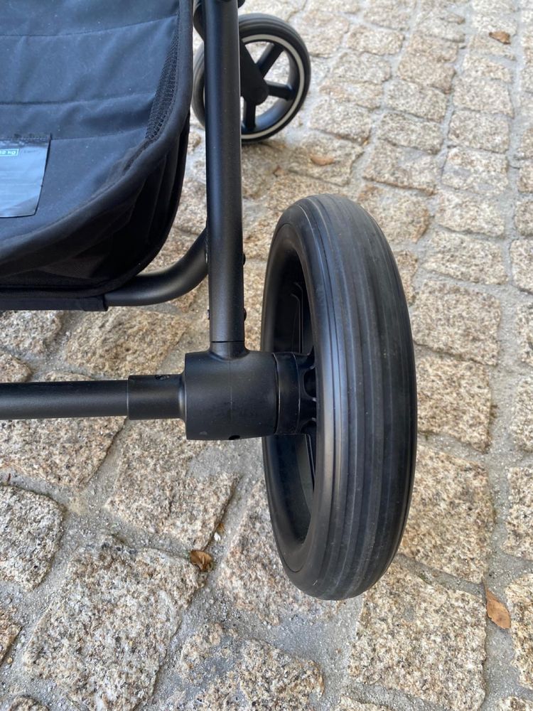 Carrinho de bebe cybex como novo