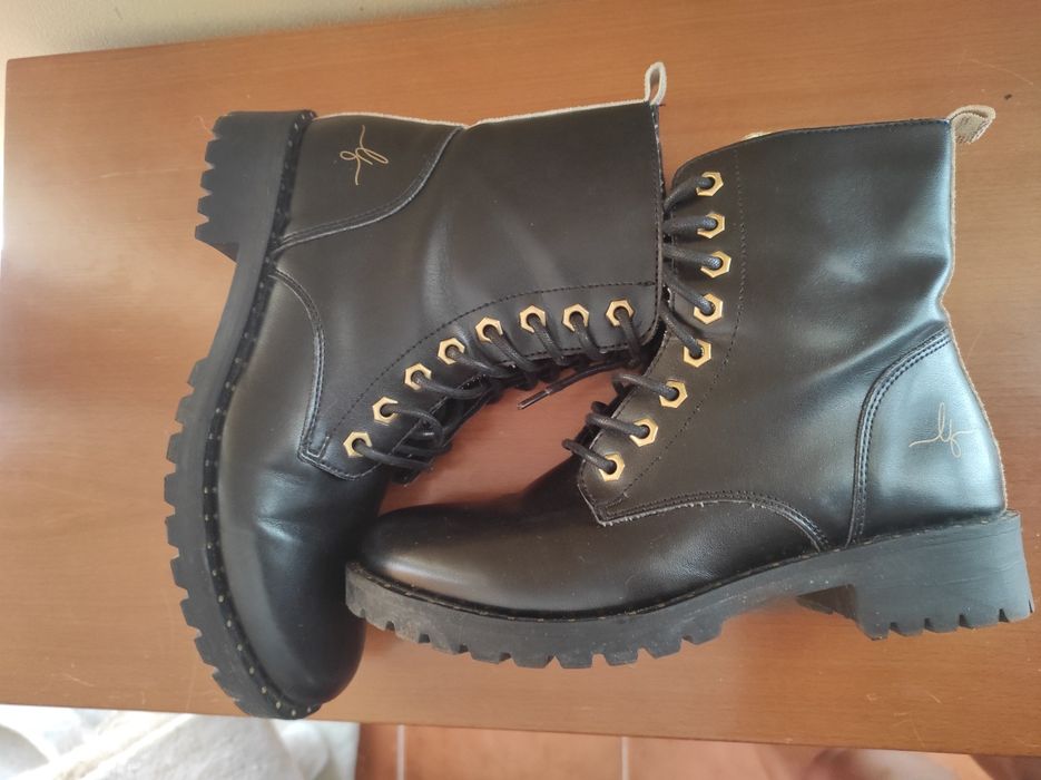 Vendo botas marca Liliana filipa