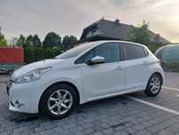 Peugeot 208 - 1,2 benzyna - 2014r.