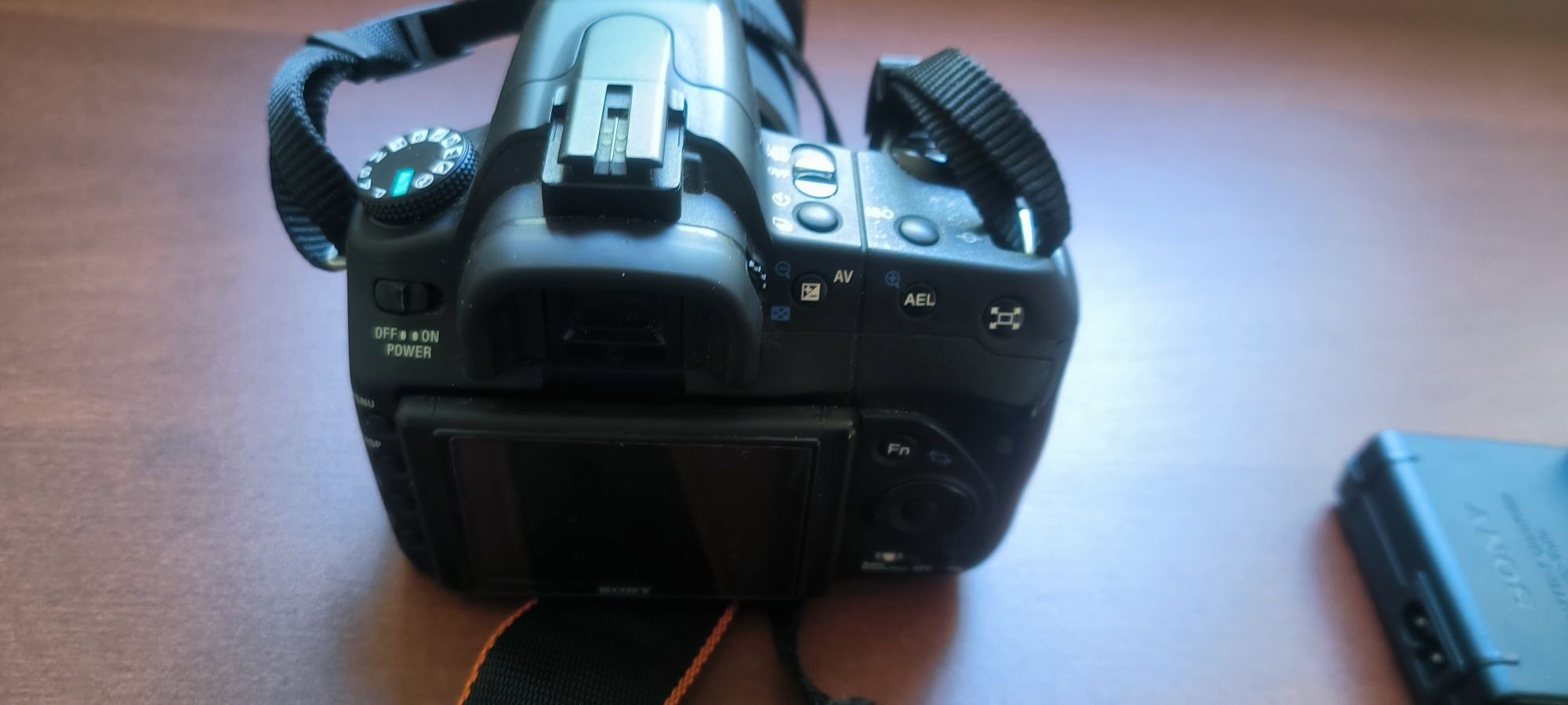 Sony DSLR-A350 z obiektywem 18-200