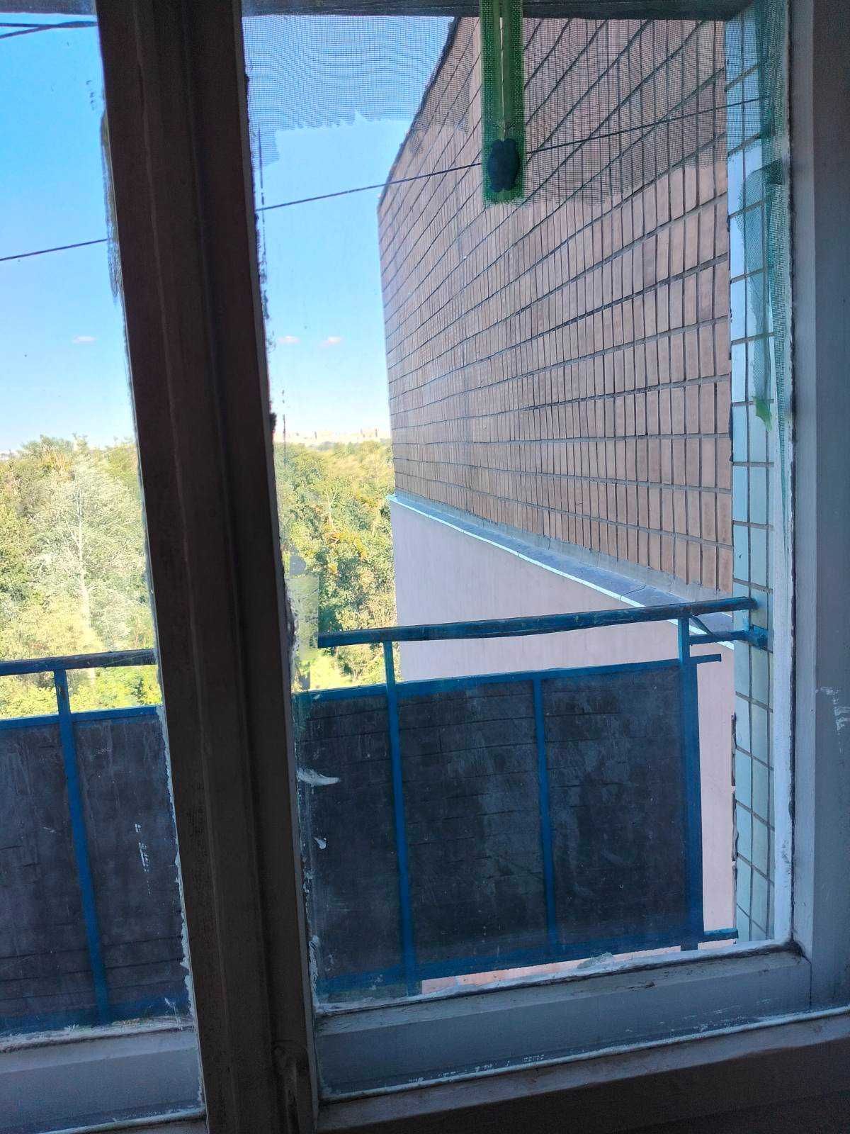 Здам 3-кімнатну квартиру по вулиці Власенка -до Центра 15 хвилин.