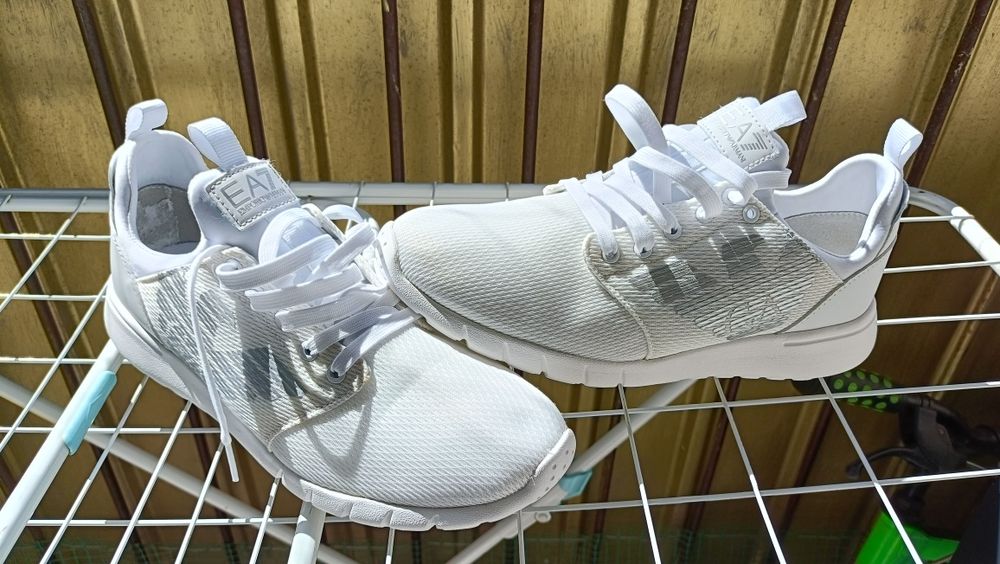 Emporio Armani Sneakersy X8X007 XCC02 buty
Sneakersy X8X0 07
Sneakersy