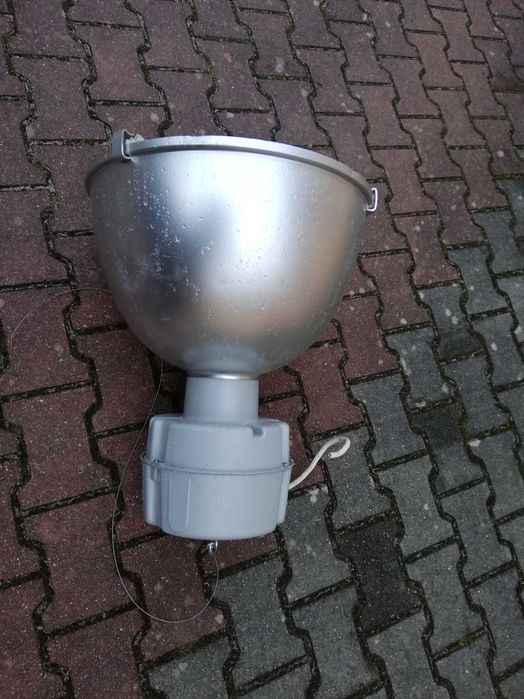 Lampa przemysłowa 250W wisząca